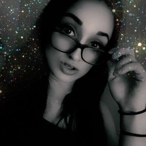 Meet your Posher, Kayla l